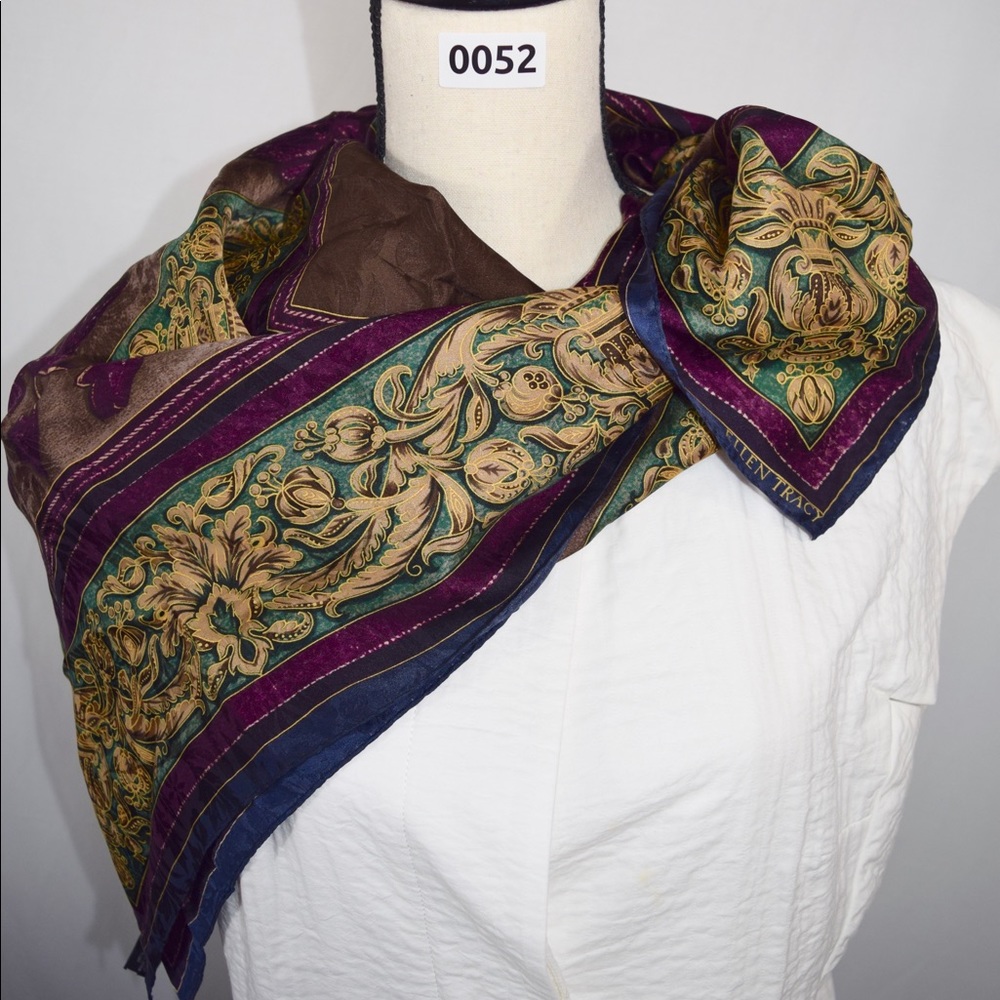 #52.  Ellen Tracy gold filigree silk scarf